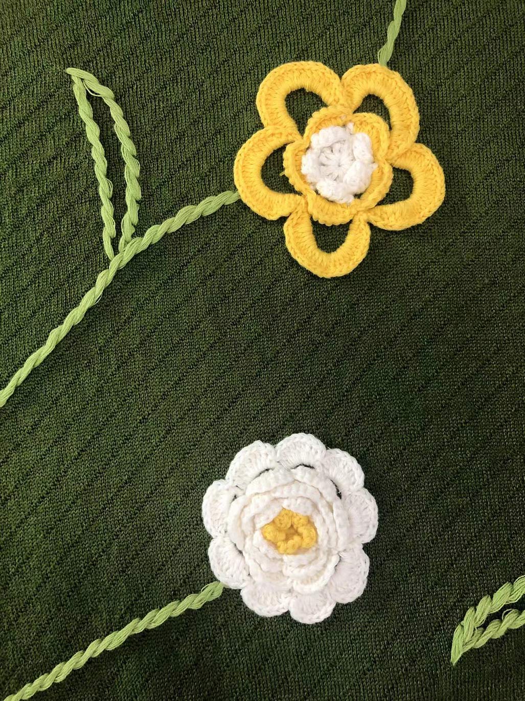 Women's long-sleeve pullover cashmere knitwear with embroidered flowers - Image 4